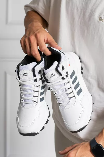 أحذية  الرجالية أحذية رياضية مضمونة للرحلات الشتوية