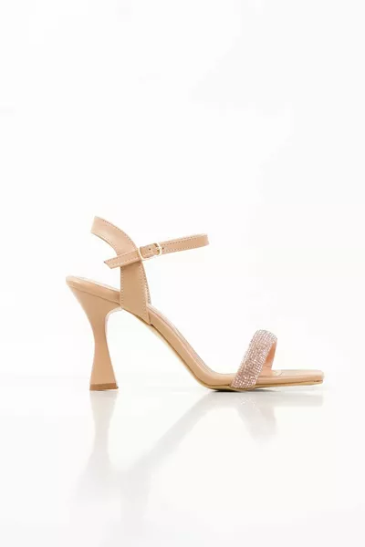 Sandali da donna con pietra di design C