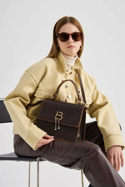 Borsa a mano e a tracolla da donna