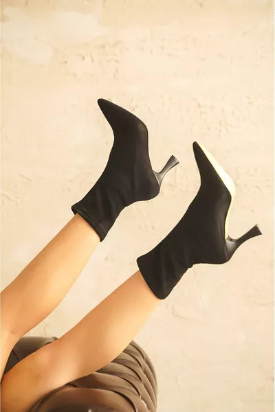 نسائي لوبيز تمتد المواد وأشار اصبع القدم الأحذية ذات الكعب - جلد الغزال الأسود