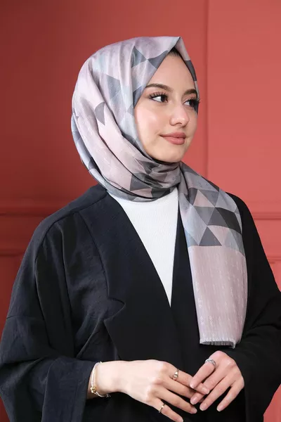 Schema Triangolo Scialle in cotone crema