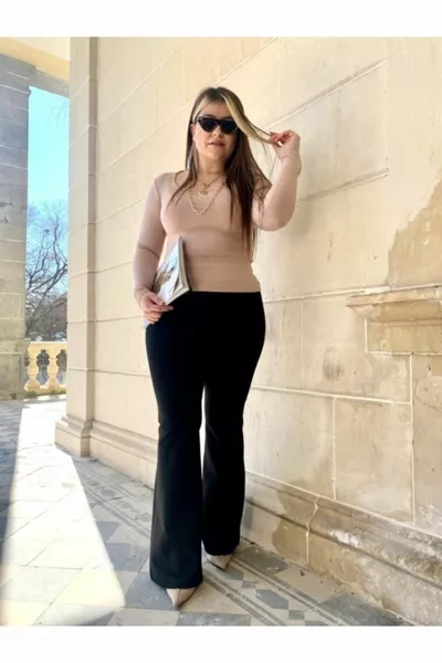 Gathering Spanish Leg Pants