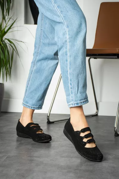 أحذية عارضة المرأة مرنة الباليه الشقق