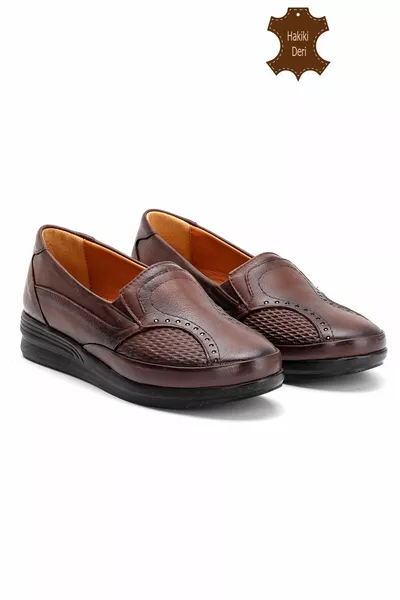  المرأة جلد طبيعي كامل العظام الحجر المطرزة أحذية أمي مريحة دون الكعب