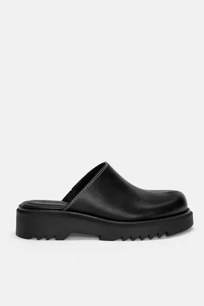 شباشب مع خياطة علوية