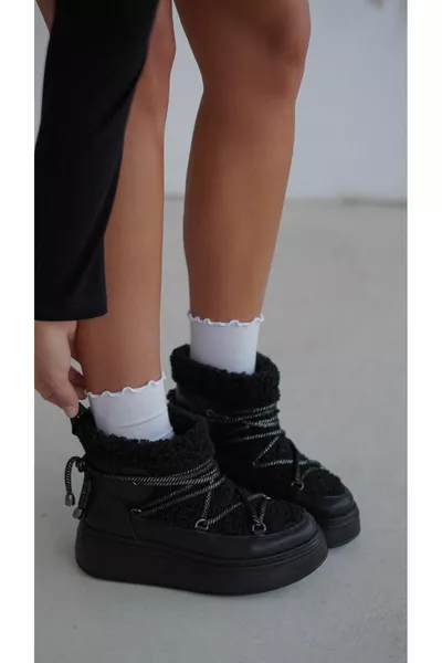 Winny Fur Schneestiefel mit dicker Sohle - SCHWARZ