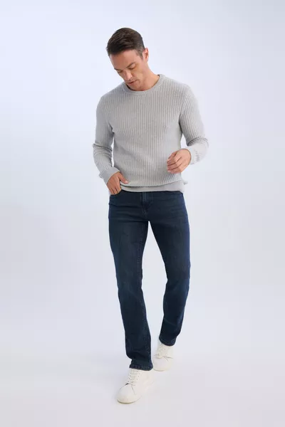 Maglione lavorato a maglia con scollo rotondo in stile classico axns