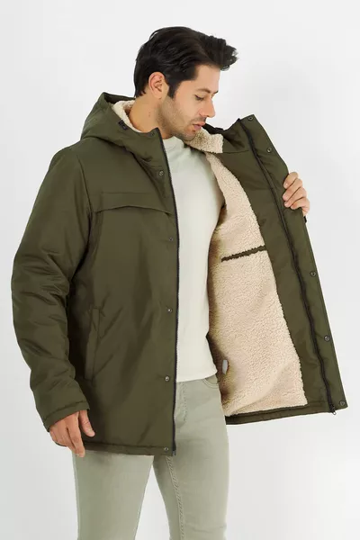 معطف شتوي رجالي بغطاء رأس بلون الزيتوني مقاوم للماء والرياح