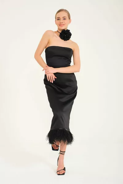 أسود الساتان ريشة Otrish مساء اللباس حمالة اللباس مع دعوة خاصة روز الملحقات