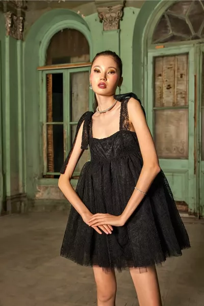 Нощна пухкава рокля от бръшлян