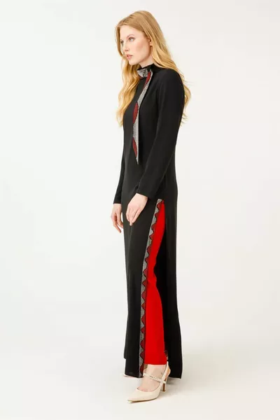 Stylish suit red with trousers with a scarf and stud stud with slit edges