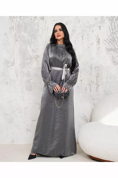 ДАМСКА ЯКА И РЪКАВИ РОКЛЯ С БРОДИРАН КОЛАН ОТ КАМЪК