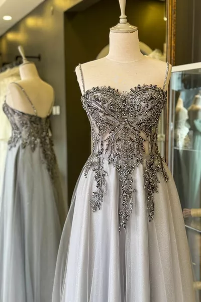 Сива блестяща дантелена наслагване макси дължина вечерна рокля и годежна рокля