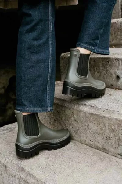 أحذية نسائية أحذية المطر