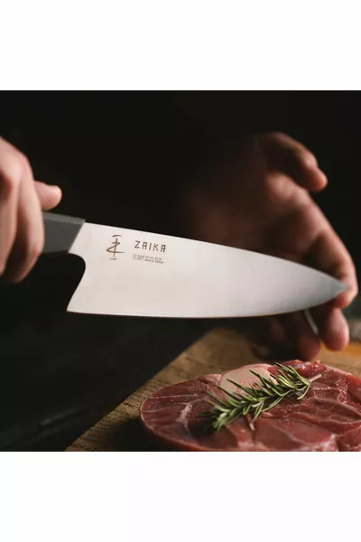Chef's Knife: Aesthetic Design and Professional Sharpness