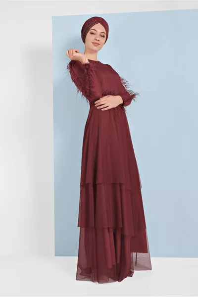 Burgunderfarbenes Abendkleid mit Federn und Perlen für Damen 