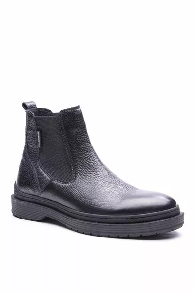 Черные мужские кожаные сапоги 