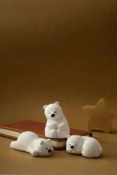 Ensemble décoratif de trois ours polaires