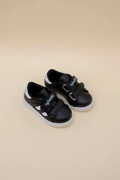 Zwarte kant witte streep babyschoentjes