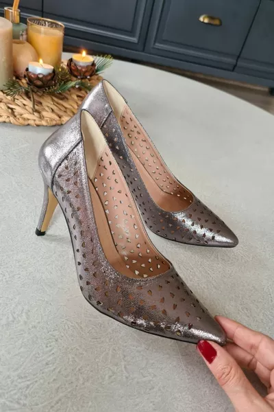   التجصيص المغلق