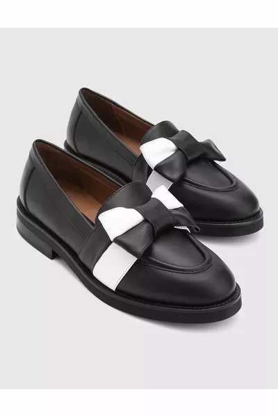 إليس جلد طبيعي نسائي أسود أحذية لوفر