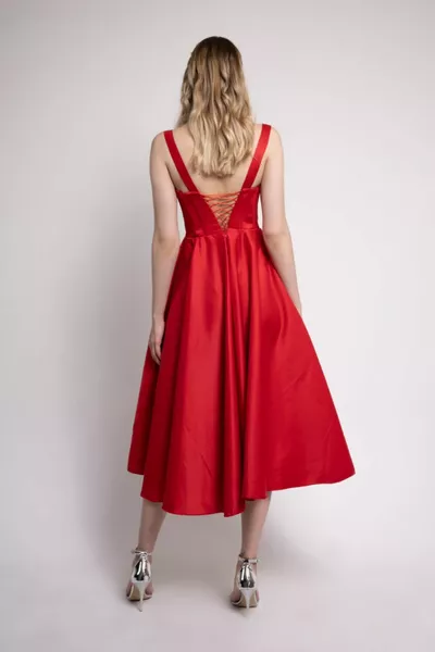 أحمر ميدي طول الساتان مساء وفستان حفلة موسيقية