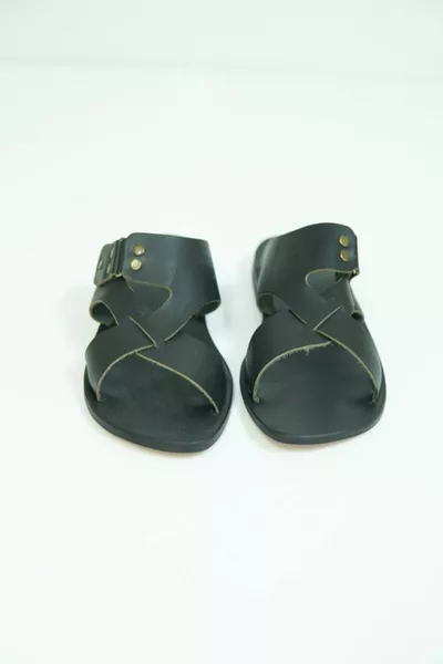 Pantofole da uomo in pelle nera fatta a mano