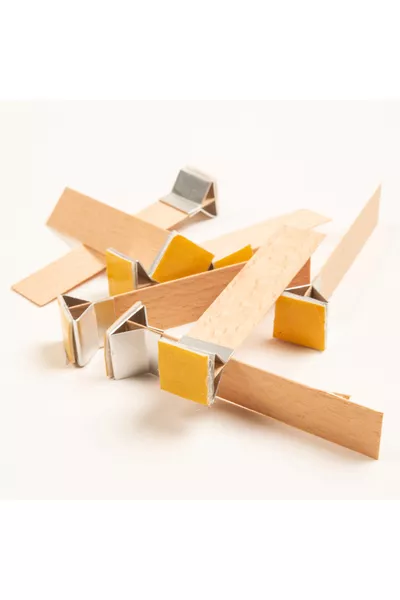 Houten kaarsen lont en zelfklevende lontstandaard  stuks (mm x mm x 0,5mm)