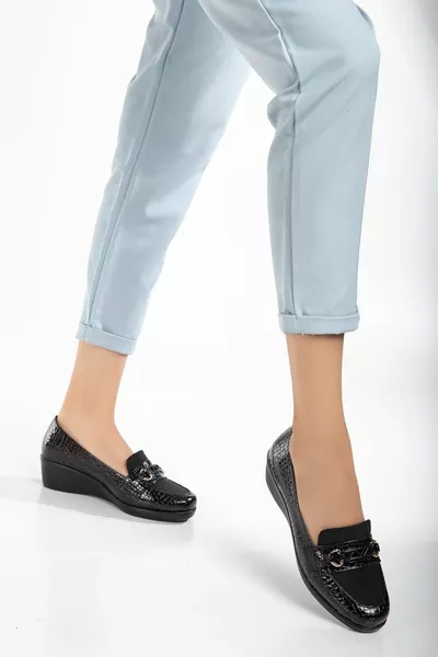 Women's Padded Heels Black Patent Leather Croco Printed