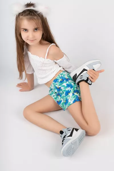 Детски обувки с дълга кошница до глезена