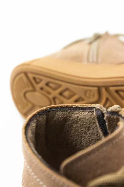 Stivali da bambino in pelle con cerniera stringati sabbia