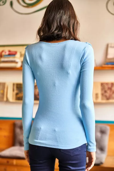 Baby blauwe Pasprey hemdje met ruches voor dames 