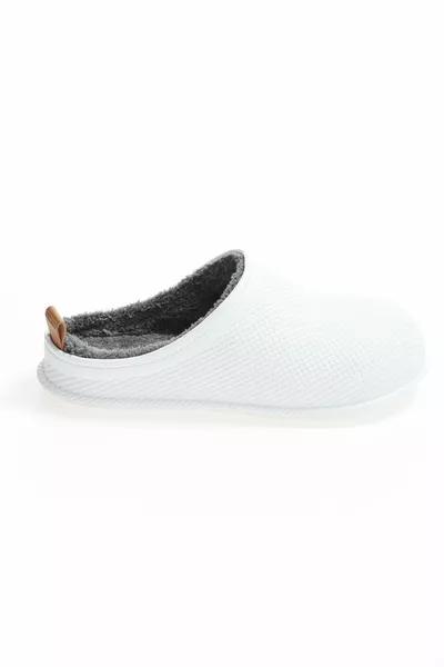 الشتاء الرطب الكلمة النعال للرجال