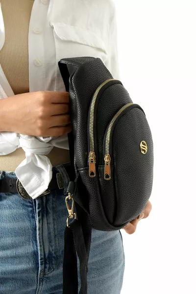 المرأة السوداء الصليب حزام الذهب التبعي الخصر والصدر حقيبة الجسم مع منفذ سماعة الرأس