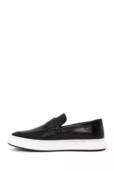 Men's Black Leather Casual Loafer 