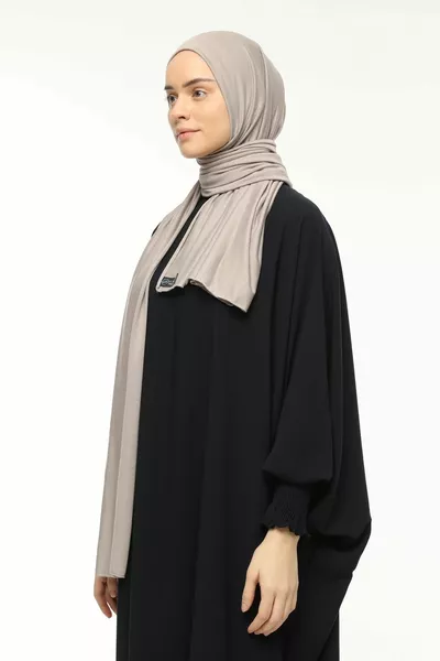 Hijab Gekämmtes Tuch Gerade Offener Nerz