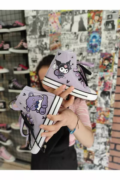 حذاء رياضي كورومي وكاحل أرجواني مطبوع على الجانب