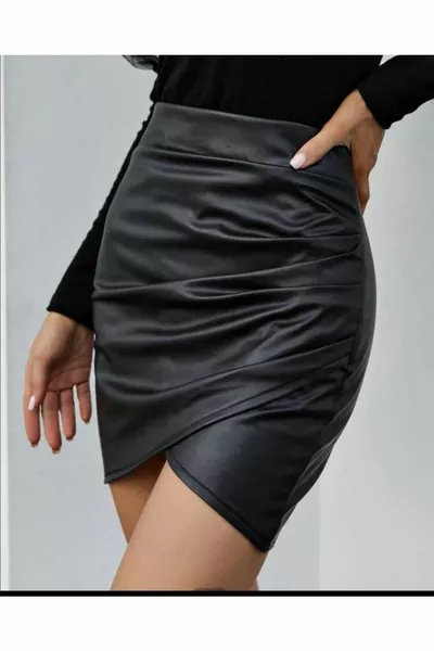 Gonna avvolgente asimmetrica a vita alta con coulisse frontale in ecopelle da donna