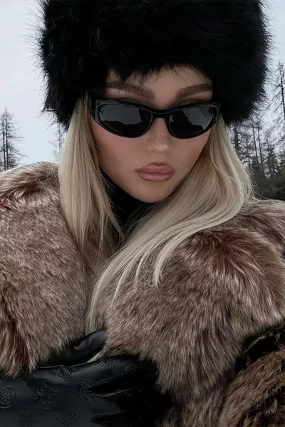 Модерна черна плюшена кожена шапка Kalpak