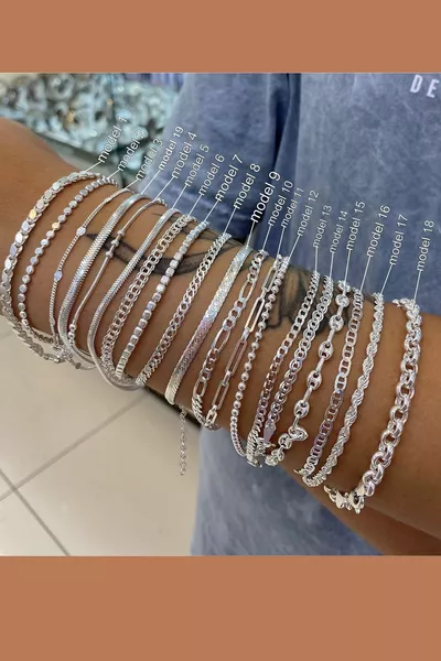 Модел гривни със сребърна верижка 