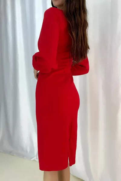 Robe à col croisé à manches longues en tissu crêpe rouge