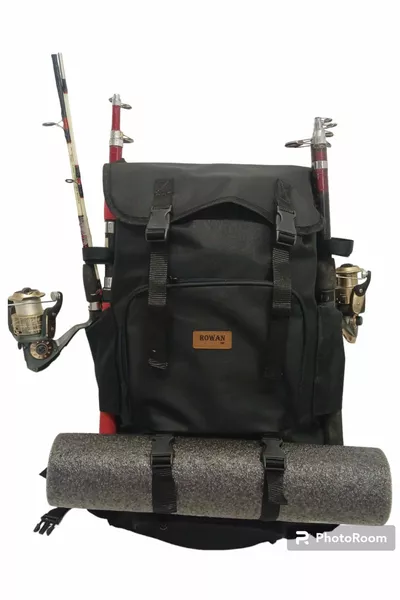 حقيبة ظهر للتخييم والصيد مع مقصورة سفلية حرارية (أسود) أبعاد تثبيت قضيب الصيد الجانبي  *  *  سم