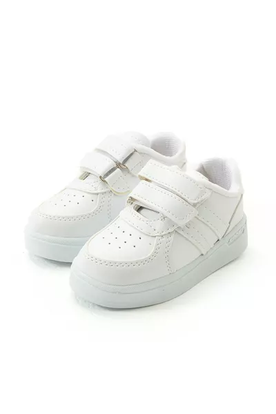 Verlichte, flitsende kindersneakers/sportschoenen.
