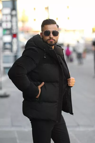 Мужское бархатное пальто с защитой от воды и ветра зимнее черное пуховик