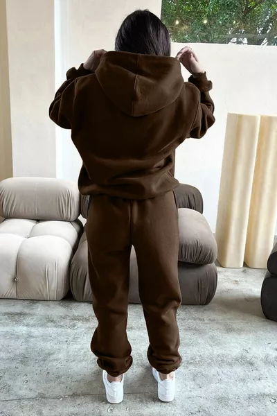 طقم رياضي Fetch سويتشيرت وجوجر - بني برسومات، كاپوشون مبطن، مقاس واسع