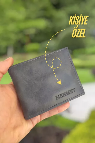 محفظة رجالية رمادية بأسم مطبوع ومخصصة للشخص