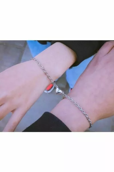 سوار الحبيبين المغناطيسي على شكل قلب (زوج واحد)