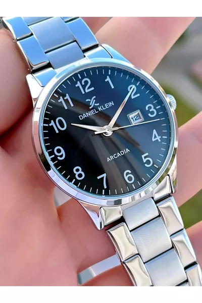 Men's Watch with Black Dial, Calendar, Tar-Coated Steel Strap, Water Resistant