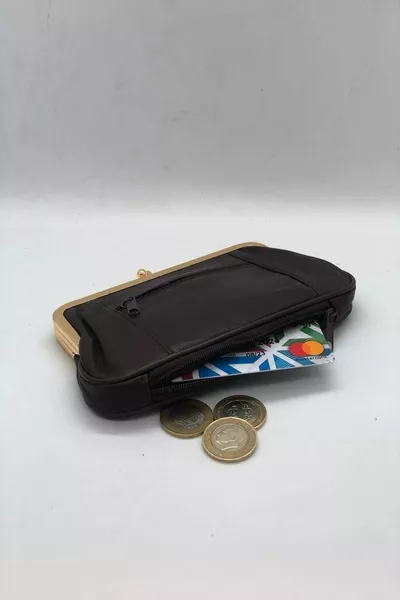 Черно дамско портмоне с щипка