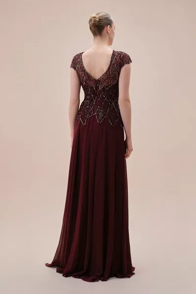 الشيفون قصيرة الأكمام تول مفصلة اللباس بورجوندي